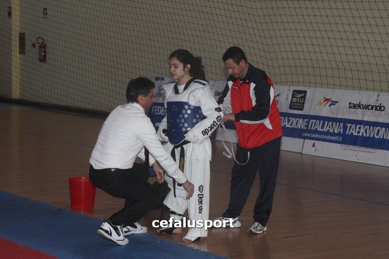 120212 Teakwondo 009_tn.jpg
